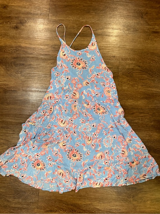 Dresses & Skirts - High neck sundress large